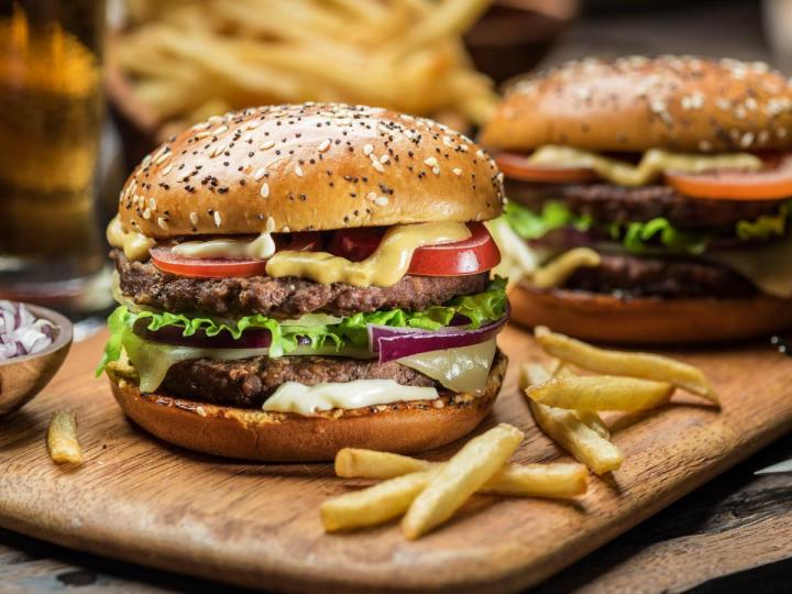 Burger à emporter ou à livrer Québec